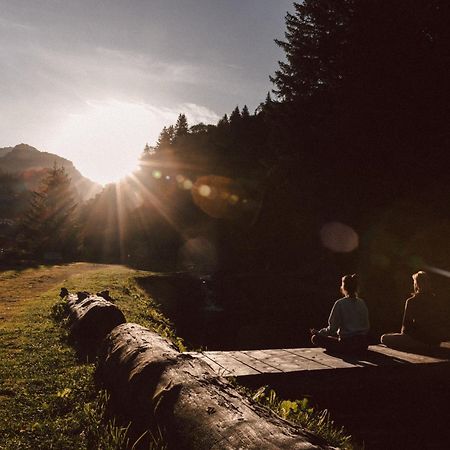 Apres Post Hotel Stuben am Arlberg Bagian luar foto